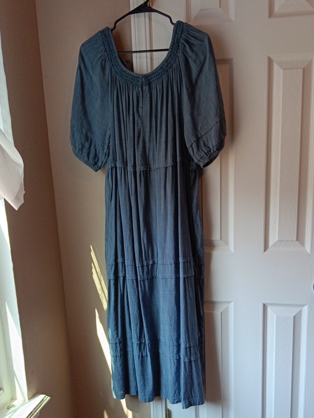 Old Navy Blue, Chambray Tiered Maxi Dress with Puff Sleeves